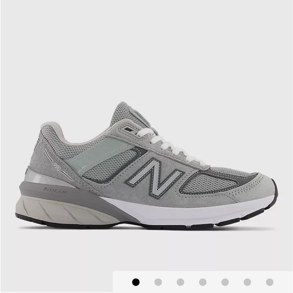 New Balance 990v5